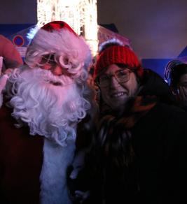 Le père Noël et Mme le maire