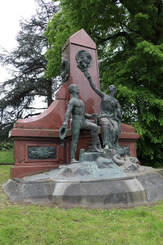 Le Monument à Madame Declercq